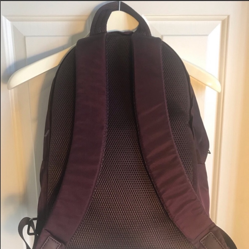Lululemon backpack - Picture 3 of 5